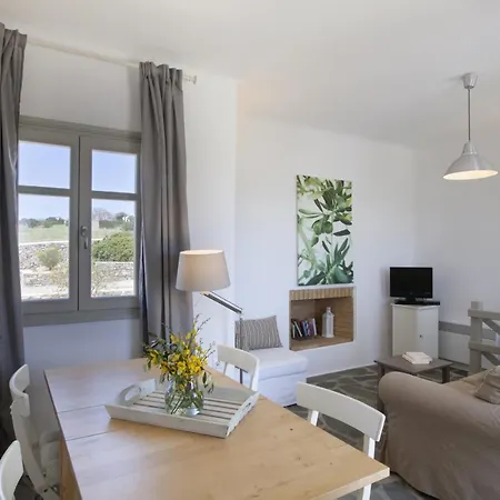 Kallisti Elia - Serene - Views, Nr Family * Naousa (Paros)